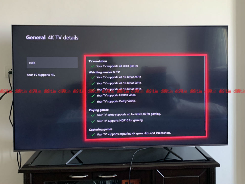 The TCL TV can play games in 4K and HDR.