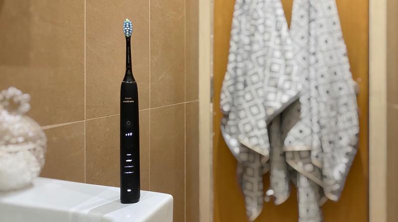 Philips Sonicare DiamondClean 9000