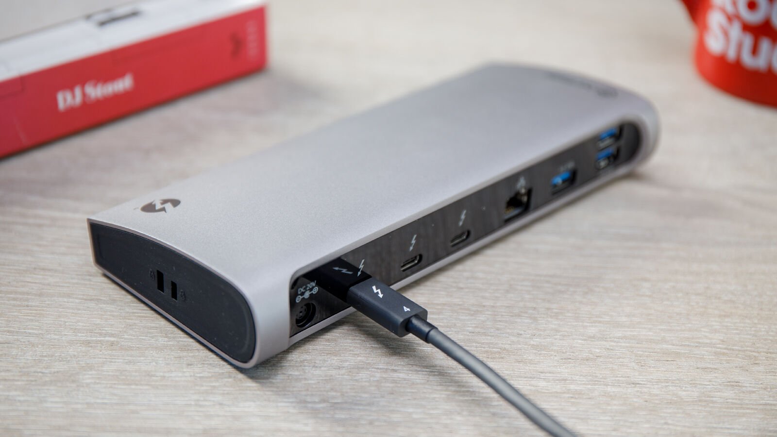 Muelle Alogic Thunderbolt 4 Blaze