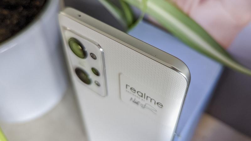 Realme GT 2 plastic frame