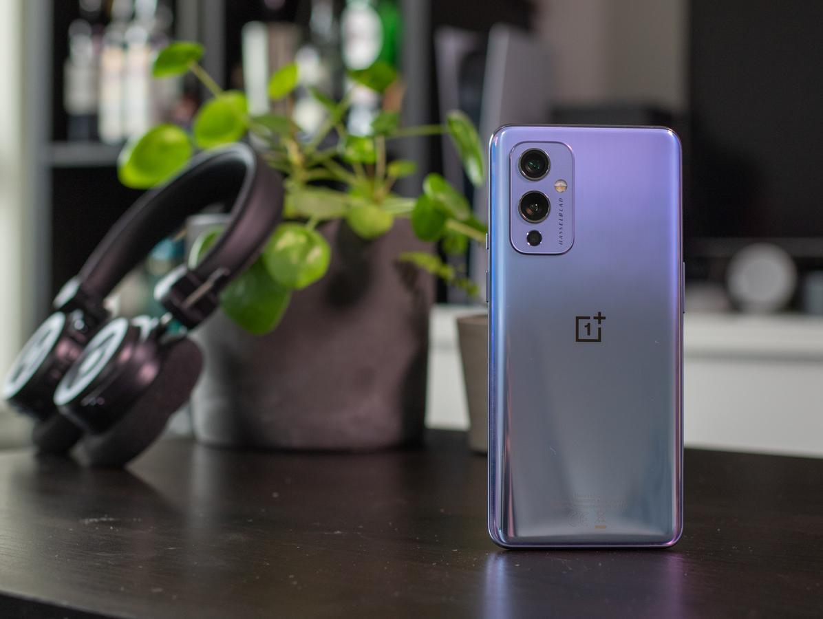 OnePlus 9 (8 GB de RAM, 128 GB)