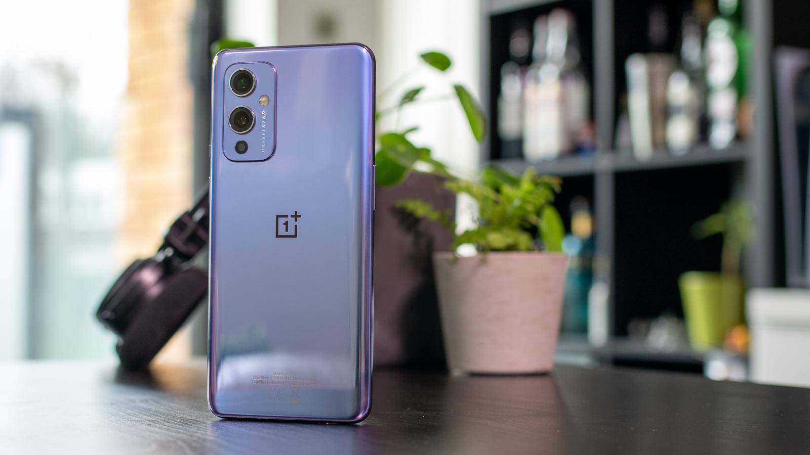 OnePlus 9 (8+128 GB)