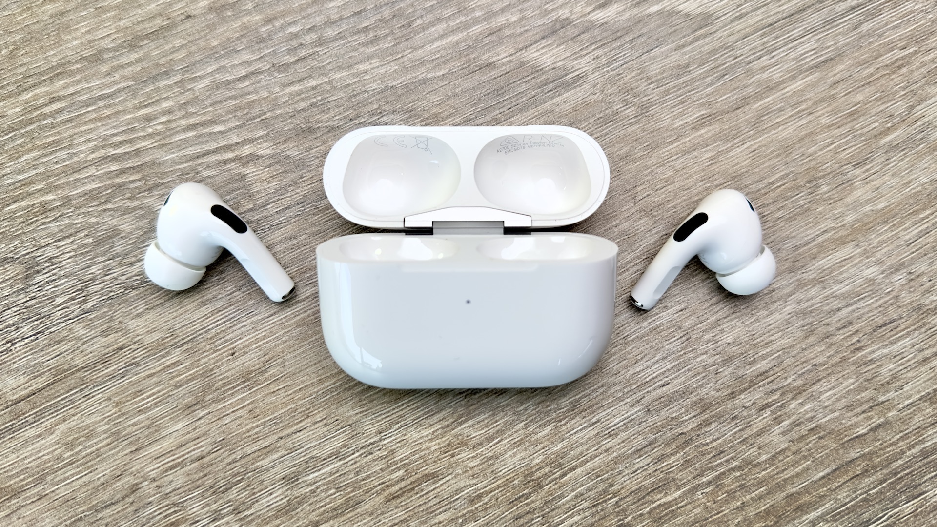 Apple AirPods Pro 2