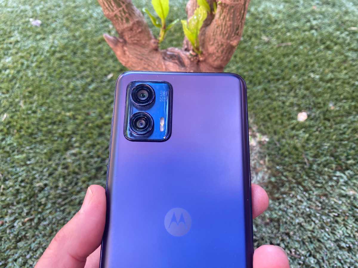 Diseño de revisión de Moto G73 5G