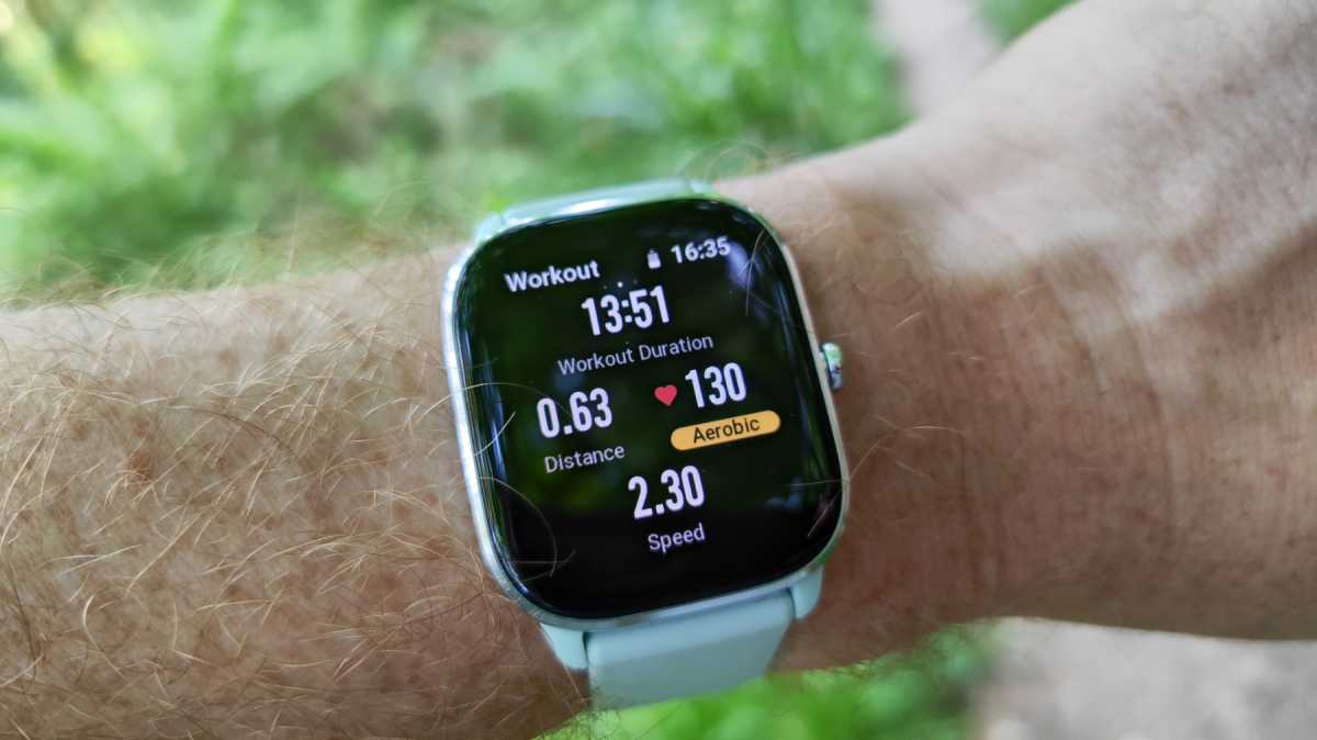 Función de seguimiento en Amazfit GTS 4 Mini