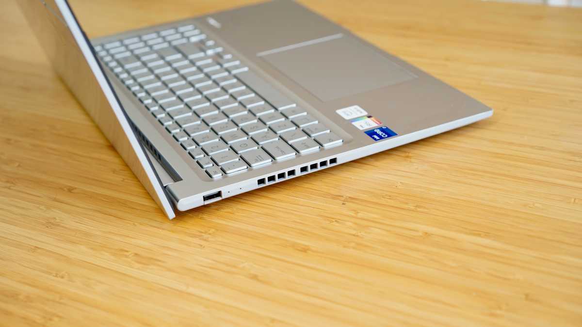 Asus Vivobook 16