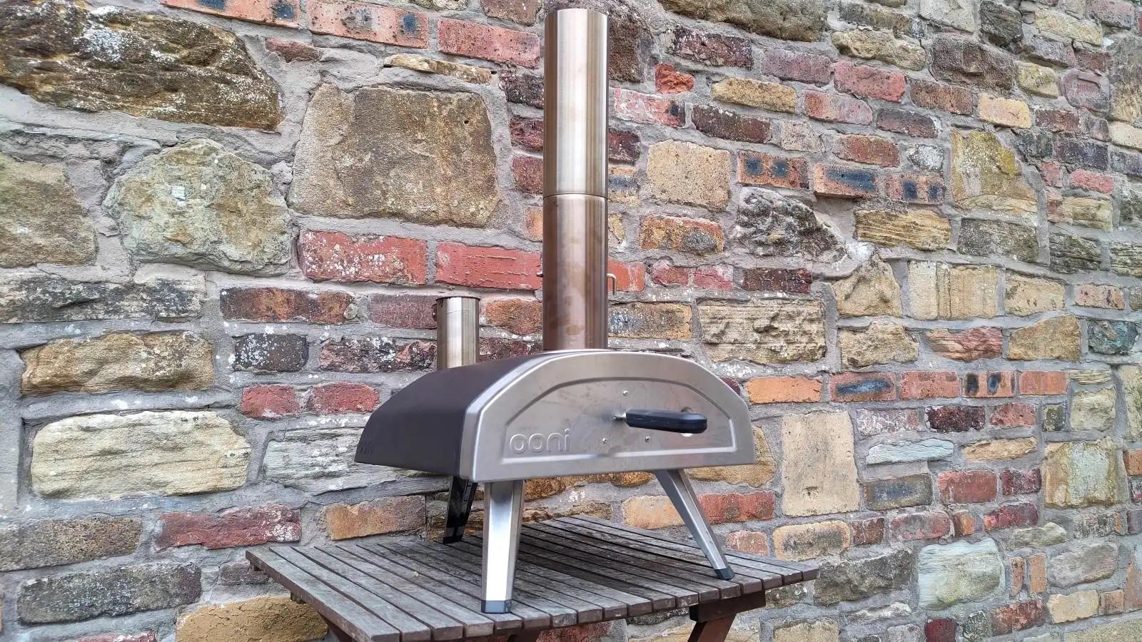 Ooni Fyra pizza oven