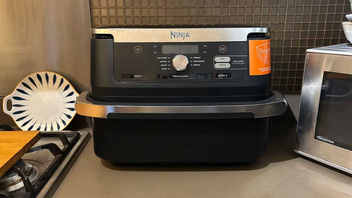 Ninja FlexDrawer en la encimera de la cocina