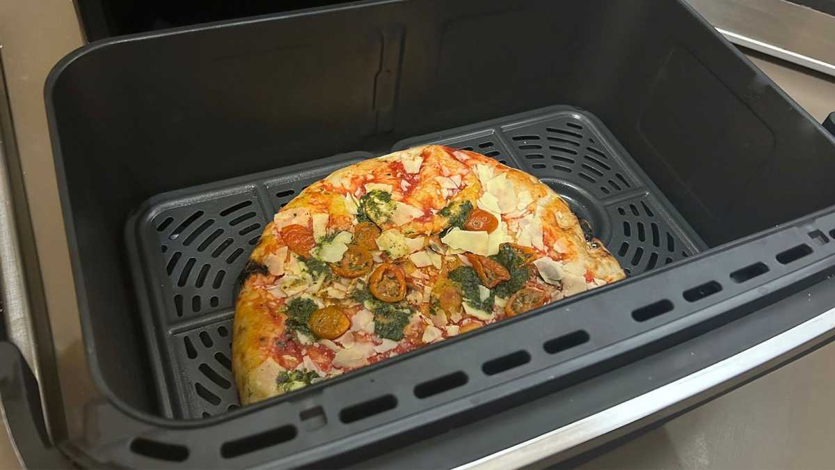 Media pizza cocinada en FlexDrawer