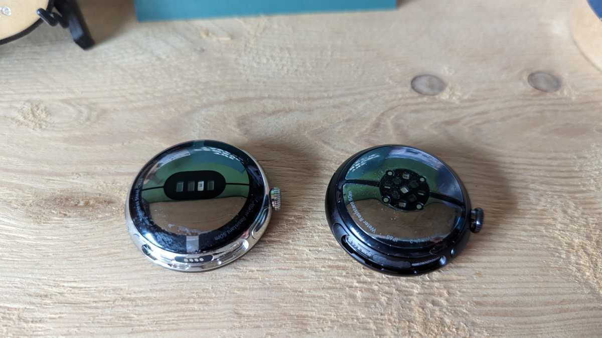 Pixel Watch vs Pixel Watch 2 trasera