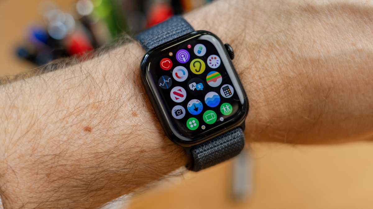 Apple Watch Series 10 Review 12